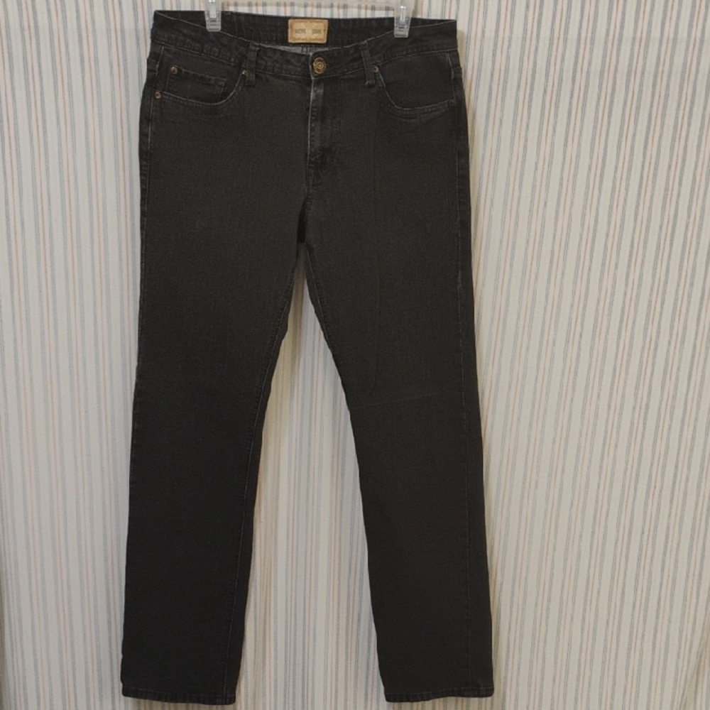 Native Black Straight-Leg Jeans    L/32